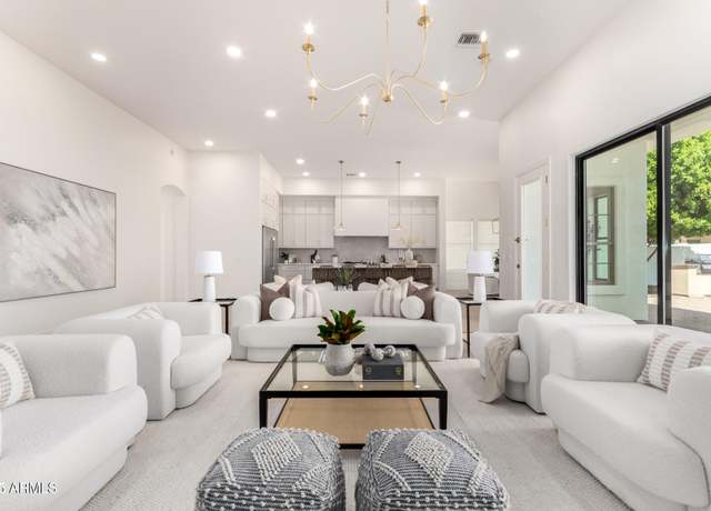 Property at 902 E Coconino Pl, Chandler, AZ 85249, 4 beds, 4.5 baths