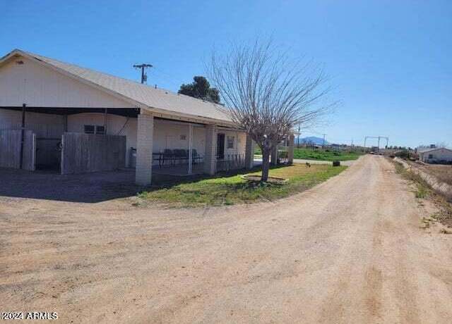 Property at 10650 E Vah KI Inn Rd, Valley Farms, AZ 85191, 2 beds, 1.5 baths