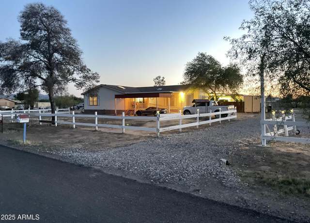 Property at 27208 N 204th Pl, Wittmann, AZ 85361, 3 beds, 2 baths