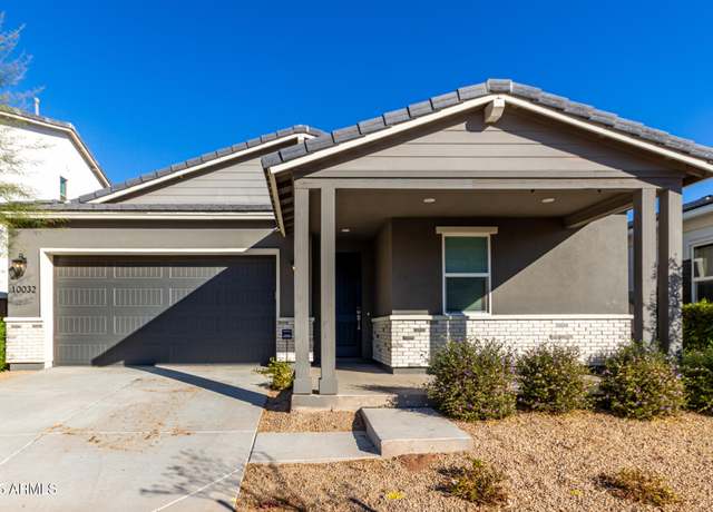 Property at 10032 E Toledo Ave, Mesa, AZ 85212, 3 beds, 2 baths