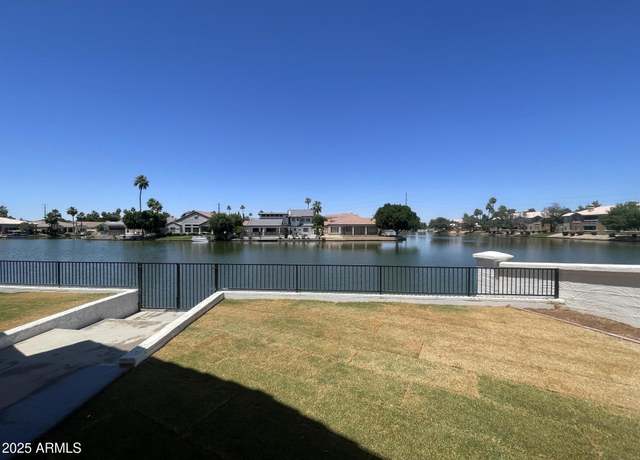 Property at 1414 N Palmsprings Dr, Gilbert, AZ 85234, 5 beds, 3 baths