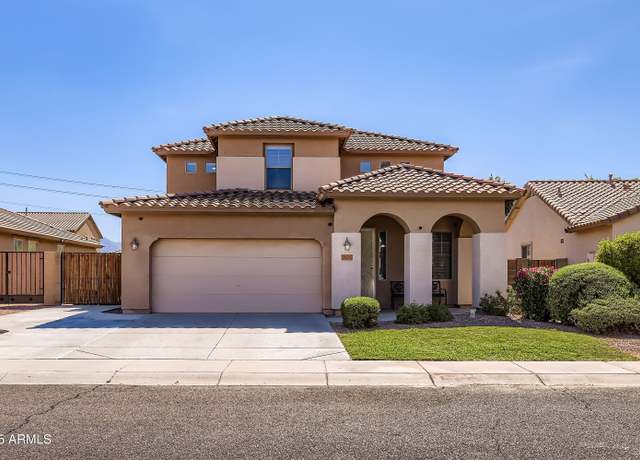 Property at 7820 S 73rd Ln, Laveen, AZ 85339, 5 beds, 2.5 baths