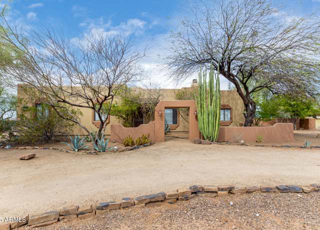 Property at 1730 W Adamanda Ct, Phoenix, AZ 85086, 3 beds, 2 baths