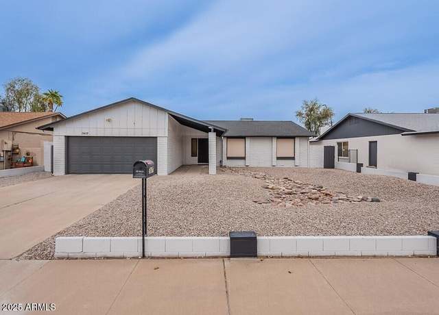 Property at 5817 S Siesta Ln, Tempe, AZ 85283, 3 beds, 2 baths