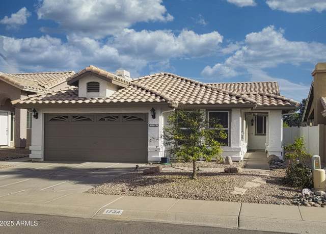 Property at 1734 E Commonwealth Cir, Chandler, AZ 85225, 3 beds, 2 baths