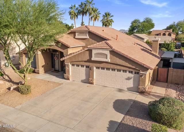 Property at 1015 E Constitution Dr, Gilbert, AZ 85296, 4 beds, 2 baths