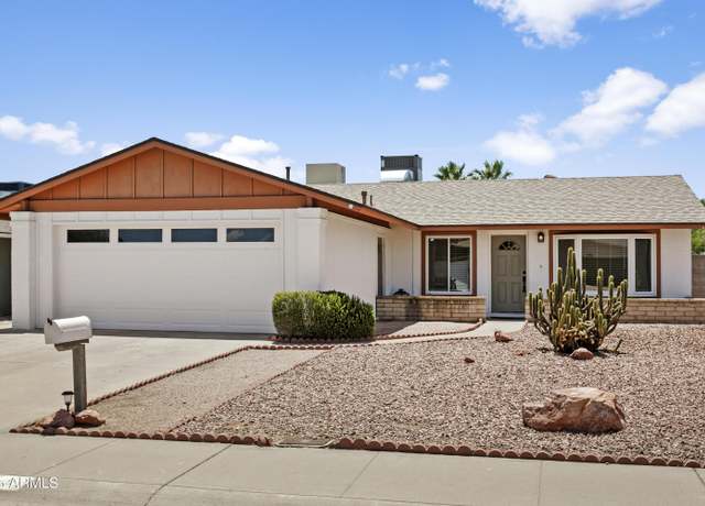 Property at 2745 E Dahlia Dr, Phoenix, AZ 85032, 3 beds, 2 baths