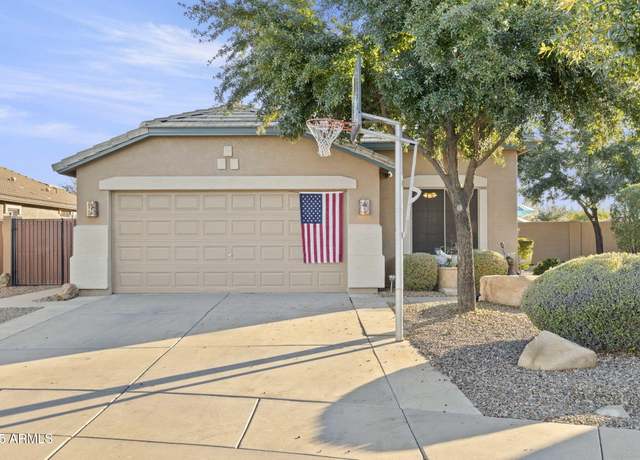 Property at 4111 S Dewdrop Ct, Gilbert, AZ 85297, 4 beds, 2 baths