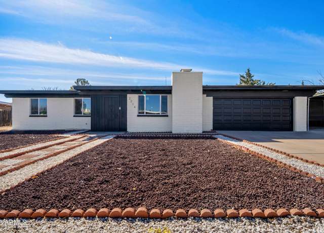 Property at 2214 Santa Rosa Dr, Sierra Vista, AZ 85635, 6 beds, 3 baths