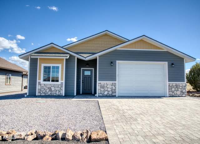 Property at 2081 E Rimstone Dr, Show Low, AZ 85901, 2 beds, 2 baths