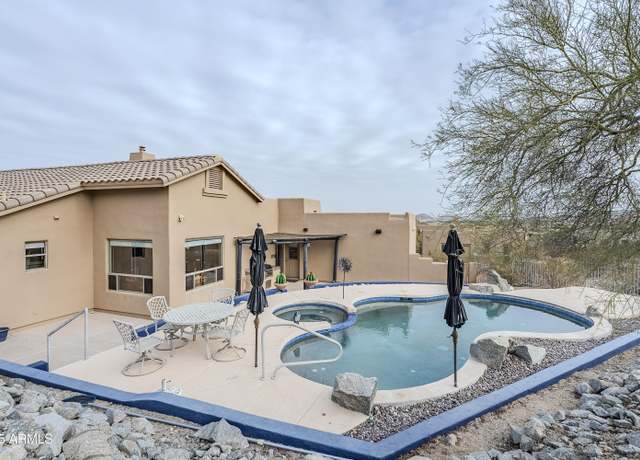 Property at 18315 W Santa Alberta Ln, Goodyear, AZ 85338, 3 beds, 3 baths