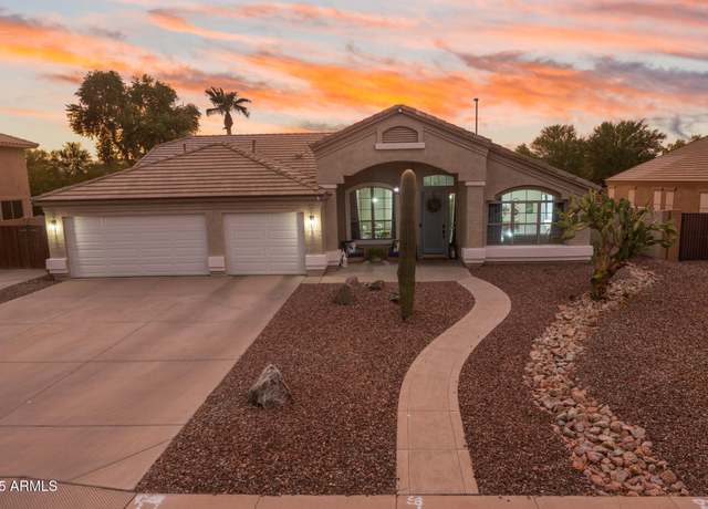 Property at 74 E Canyon Creek Dr, Gilbert, AZ 85295, 4 beds, 2 baths