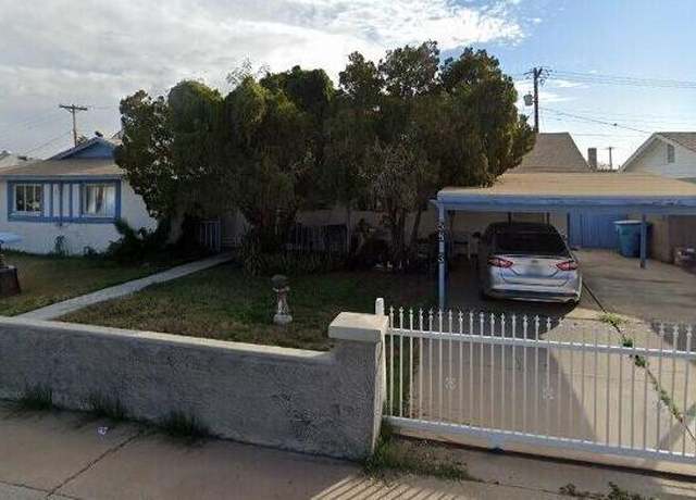 Property at 5833 W Rosewood Ln, Phoenix, AZ 85031, 4 beds, 2 baths