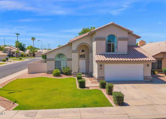 Property at 1875 E Aspen Way, Gilbert, AZ 85234, 5 beds, 3 baths