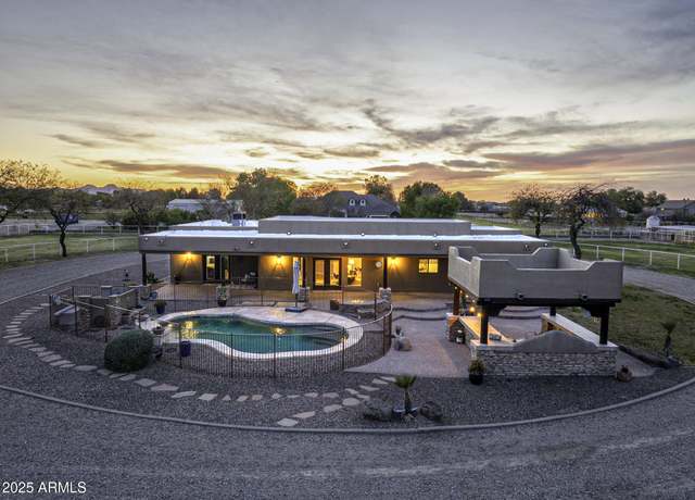 Property at 39657 N Foxtail Ln, San Tan Valley, AZ 85140, 3 beds, 2 baths
