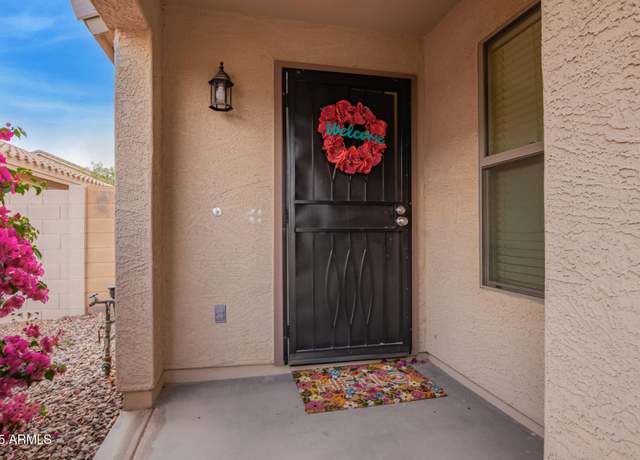 Property at 959 W Desert Hills Dr, San Tan Valley, AZ 85143, 3 beds, 2 baths