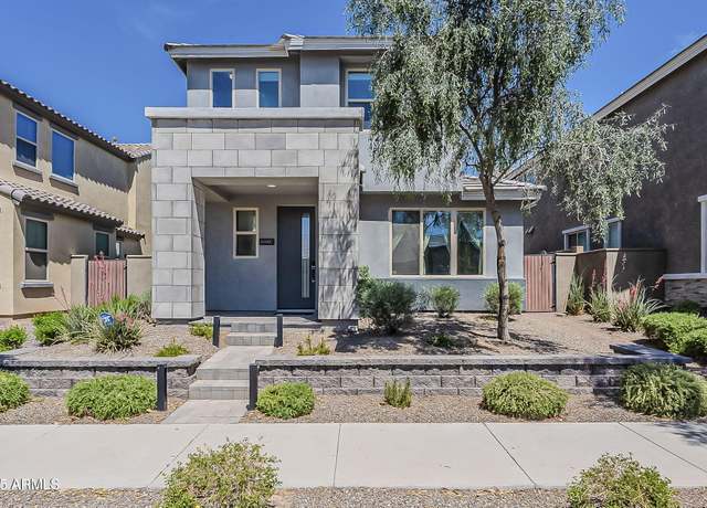 Property at 2024 W Trotter Trl, Phoenix, AZ 85085, 3 beds, 2.5 baths