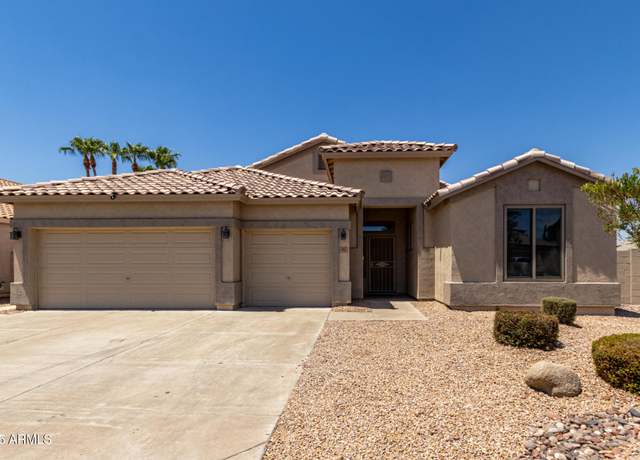 Property at 994 S Oak St, Gilbert, AZ 85233, 3 beds, 2 baths