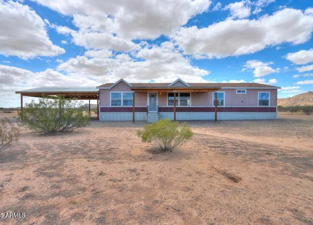 Property at 55095 W LA Barranca Dr, Maricopa, AZ 85139, 3 beds, 2 baths
