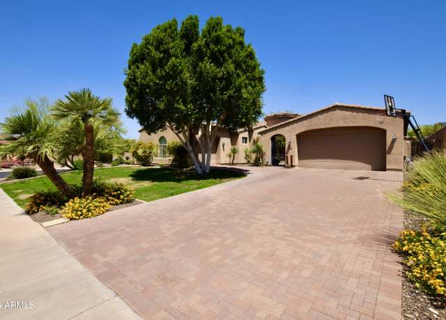 Property at 9842 E Celtic Dr, Scottsdale, AZ 85260, 5 beds, 5 baths