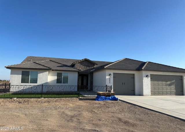 Property at 29825 W Bellview St, Buckeye, AZ 85396, 4 beds, 2 baths
