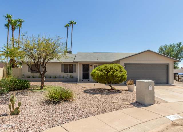 Property at 10631 S 43rd Pl, Phoenix, AZ 85044, 3 beds, 2 baths