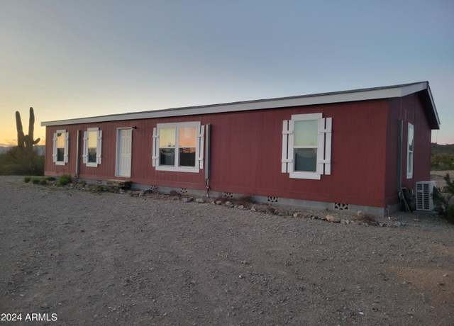 Property at 69800 Salome Rd, Salome, AZ 85348, 4 beds, 2 baths