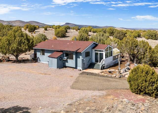 Property at 860 N Papago Trl, Chino Valley, AZ 86323, 2 beds, 1 bath