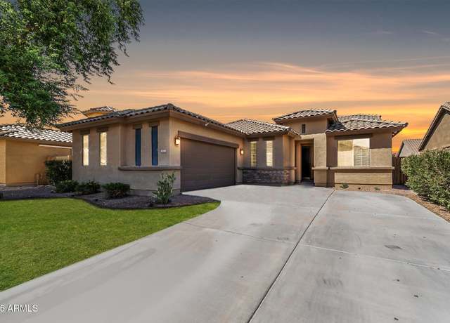 Property at 4348 E Muirfield St, Gilbert, AZ 85298, 5 beds, 2 baths