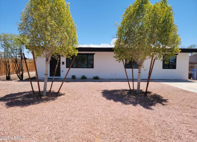 Property at 2057 N 34th Pl, Phoenix, AZ 85008, 2 beds, 1 bath