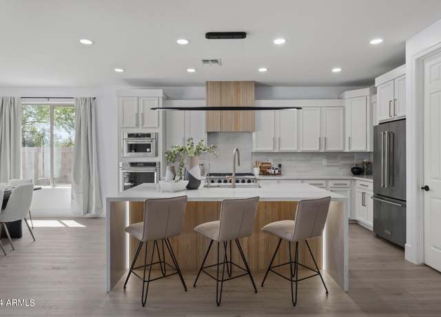 Property at 205 W Blue Ridge Way, Chandler, AZ 85248, 4 beds, 2.5 baths
