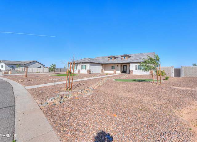 Property at 5725 N Bornite Way, Casa Grande, AZ 85194, 4 beds, 3 baths