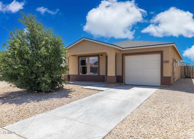 Property at 135 E Watson Pl, Casa Grande, AZ 85122, 3 beds, 2 baths