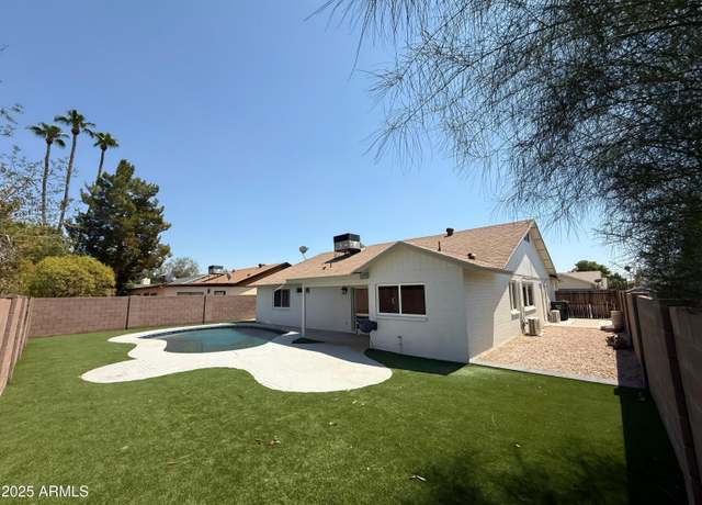 Property at 2014 W Summit Pl, Chandler, AZ 85224, 4 beds, 2 baths