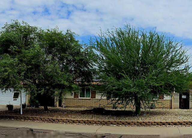 Property at 2142 W Kerry Ln, Phoenix, AZ 85027, 4 beds, 2 baths