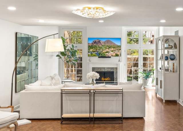 Property at 4434 E Camelback Rd #130, Phoenix, AZ 85018, 3 beds, 2.5 baths