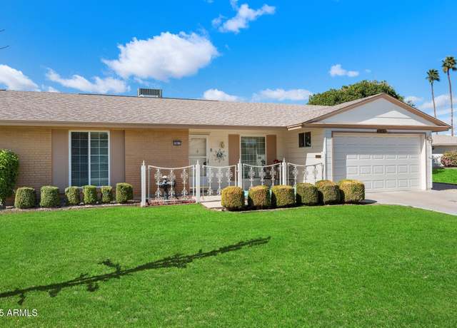 Property at 10611 W Camelot Cir, Sun City, AZ 85351, 2 beds, 1.75 baths