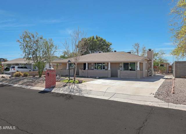 Property at 11344 N 113th Dr, Youngtown, AZ 85363, 3 beds, 1.75 baths