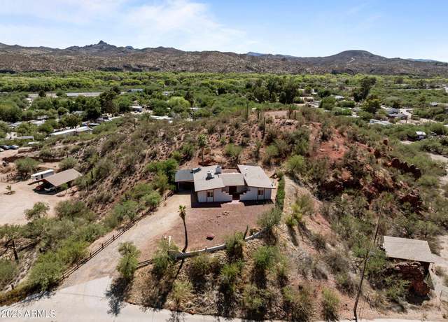 Property at 51035 N 297th Ave, Wickenburg, AZ 85390, 3 beds, 2 baths