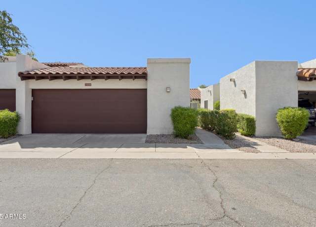 Property at 11616 N 40th Way, Phoenix, AZ 85028, 3 beds, 2 baths