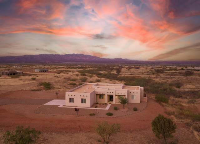 Property at 8867 S Welsh Pl, Hereford, AZ 85615, 4 beds, 2.5 baths