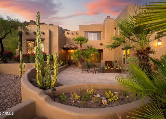Property at 9429 N 19th St, Phoenix, AZ 85020, 3 beds, 2.5 baths
