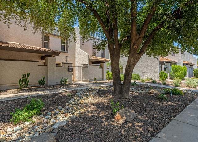 Property at 4918 N 74th St, Scottsdale, AZ 85251, 2 beds, 2.5 baths