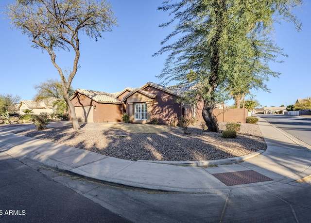 Property at 4056 E Rosemonte Dr, Phoenix, AZ 85050, 3 beds, 2 baths