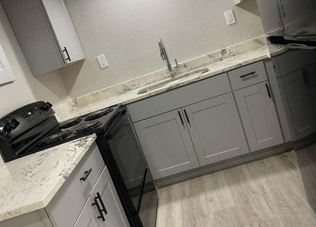 Property at 2662 N 43rd Ave Unit B, Phoenix, AZ 85009, 2 beds, 1 bath