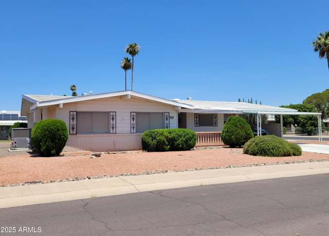 Property at 10241 N 109th Ave, Sun City, AZ 85351, 3 beds, 1.75 baths