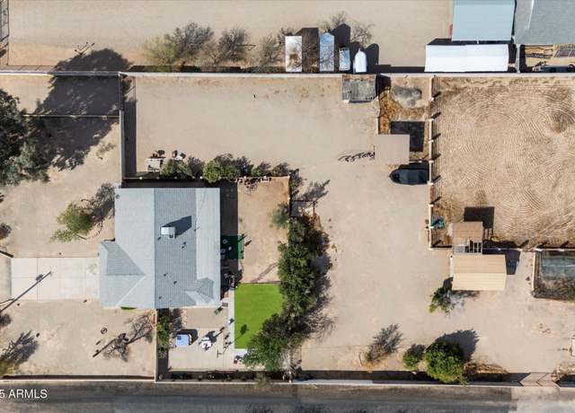 Property at 22207 N 90th Ave, Peoria, AZ 85383, 3 beds, 2 baths