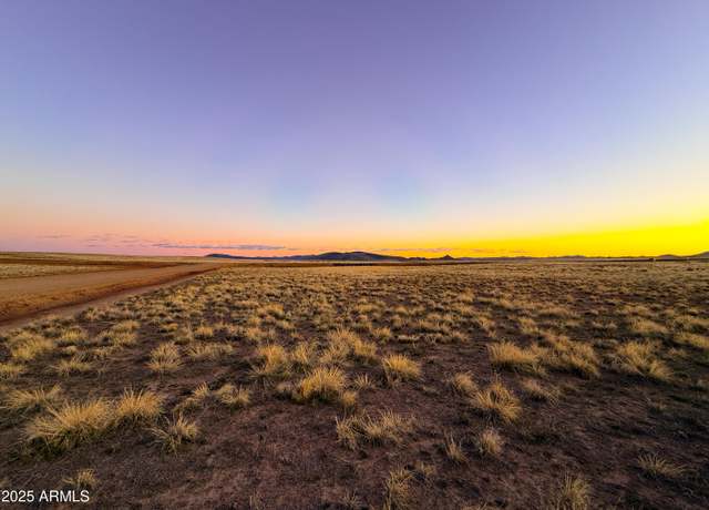 Property at B2 E Copperfield Ct Unit -, Prescott Valley, AZ 86315