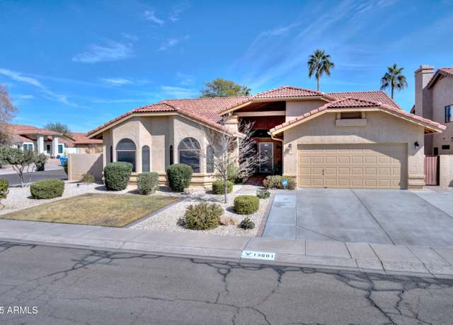 Property at 13601 S 37th St, Phoenix, AZ 85044, 3 beds, 2 baths