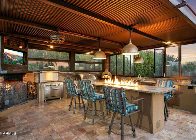 Property at 5630 E Peak View Rd, Cave Creek, AZ 85331, 6 beds, 5 baths